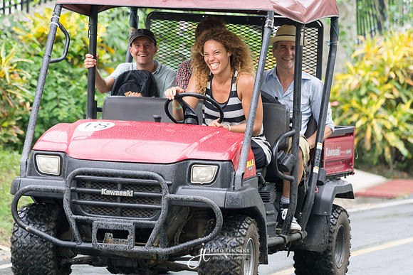 Contadora is a golf cart only Island.