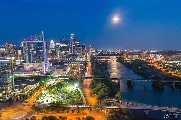 Austin Skyline - full moon
